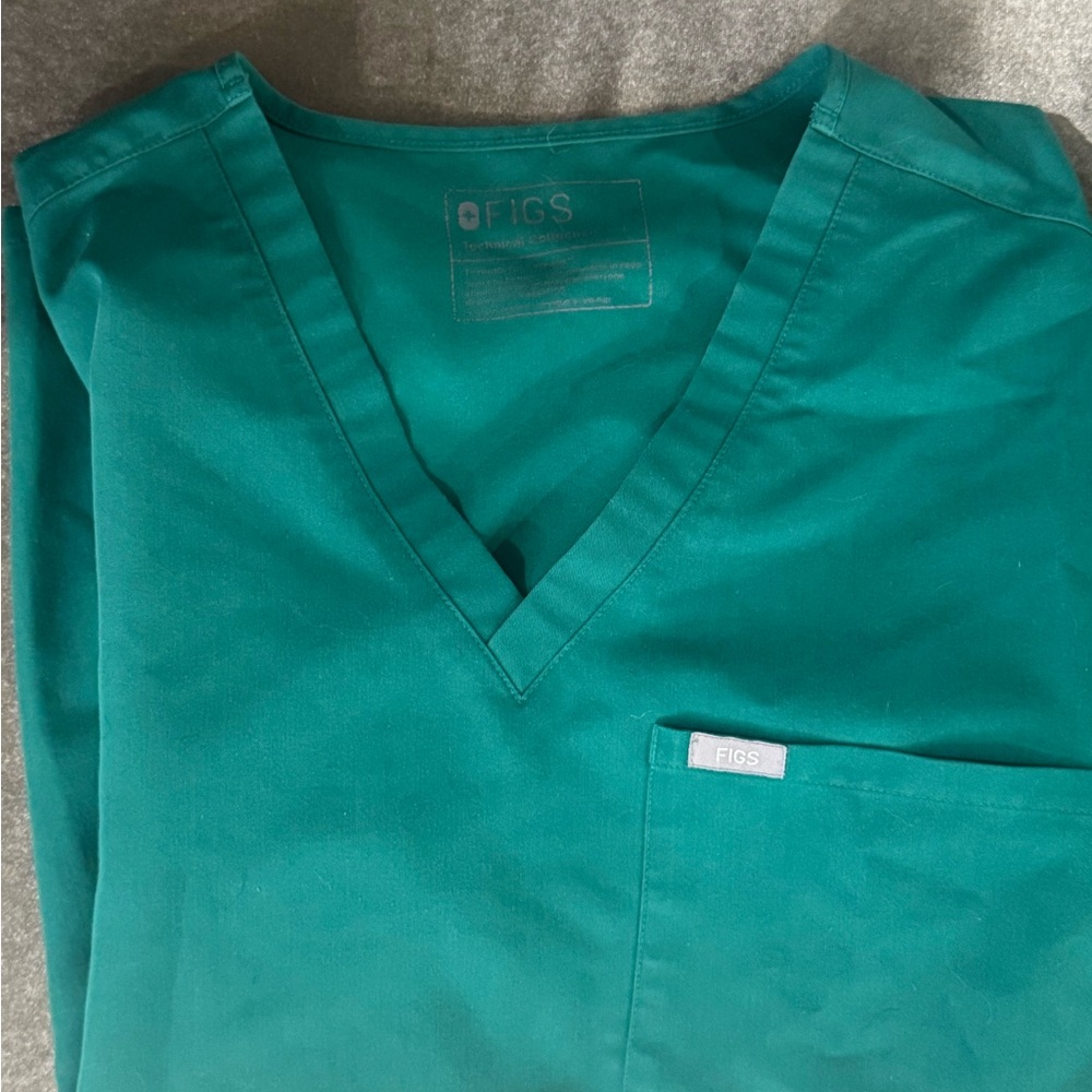 Figs Hunter Green Scrubs - Picture 4 of 5